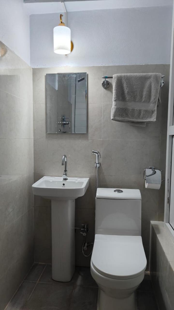 Community Holiday Inn Panaoti Extérieur photo